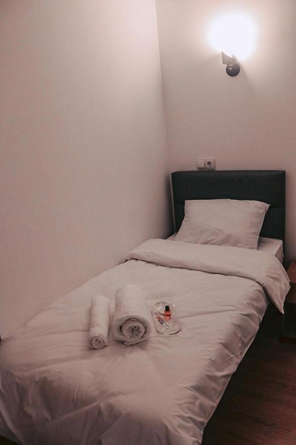 Apple Cozy Hotel تبليسي المظهر الخارجي الصورة